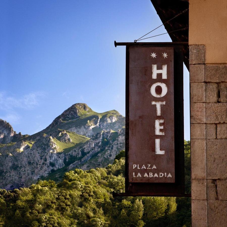 Hotel La Plaza Proaza Ngoại thất bức ảnh